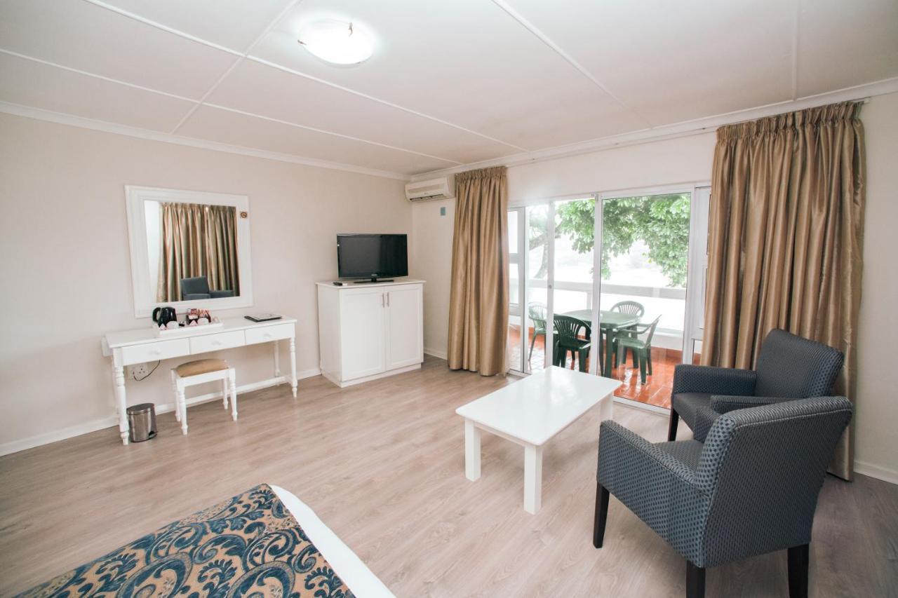 The Estuary Hotel & Spa Port Edward Kültér fotó